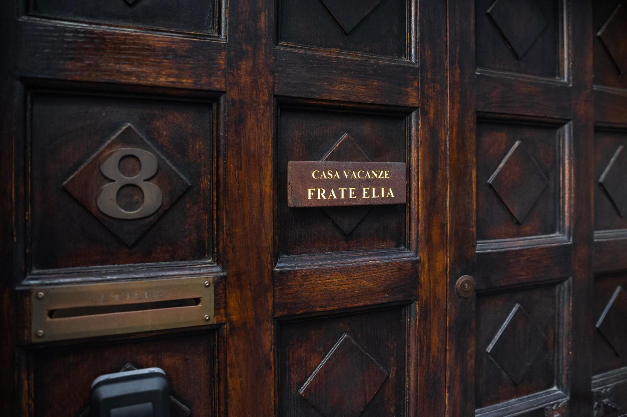 Casa Vacanze Frate Elia Assis Exterior foto
